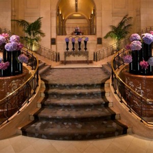 New York Honeymoon Packages The Peninsula New York Hotel Entrance