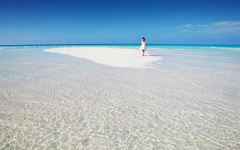 Kuramathi Island Honeymoon Packages Sandbank