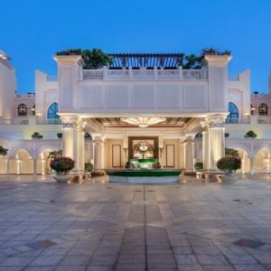 Abu Dhabi Honeymoon Packages Shangri La Hotel Qaryat Al Beri Hotel Entrance