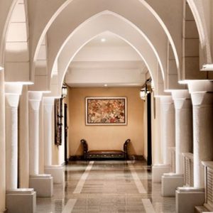 Abu Dhabi Honeymoon Packages Shangri La Hotel Qaryat Al Beri Porte Cochere