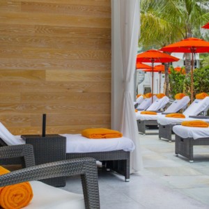 Miami Honeymoon Packages Loews Miami Beach Hotel Cabana 3