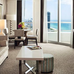 Miami Honeymoon Packages Fontainebleau Miami South Beach Tresor Ocean View One Bedroom Suite 2