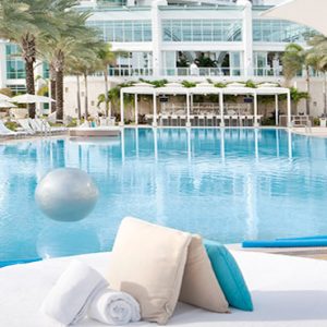 Pool Cabana Fontainebleau Miami Beach Miami Honeymoons