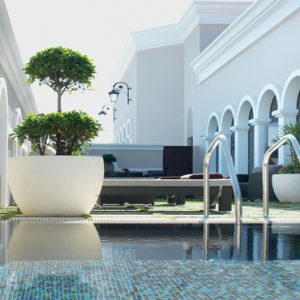 Spa Pool The Ritz Carlton Abu Dhabi, Grand Canal Abu Dhabi Honeymoon Packages