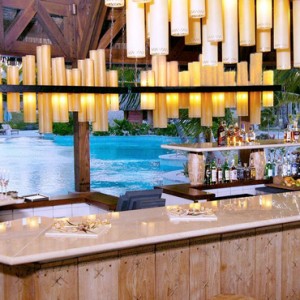 Bora Bora Honeymoon Packages st regis bora bora Dining 4