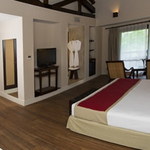 south america honeymoon packages - loi suites iguazu - suite room