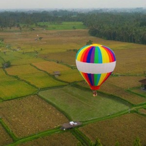 Bali Honeymoon Packages The Chedi Club Tanah Gajah, Ubud Hot Air Balloon Ride Aerial View