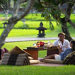 Bali Honeymoon Packages The Chedi Club Tanah Gajah, Ubud Private Dining In The Garden