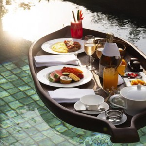 Bali Honeymoon Packages The Chedi Club Tanah Gajah, Ubud Floating Breakfast