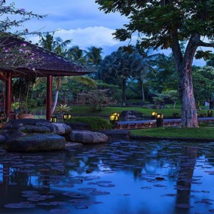 Bali Honeymoon Packages The Chedi Club Tanah Gajah, Ubud Location At Night