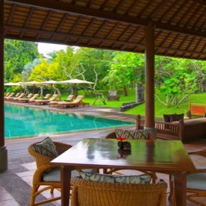 Bali Honeymoon Packages The Chedi Club Tanah Gajah, Ubud Pool Bar