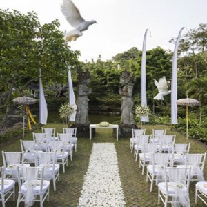 Bali Honeymoon Packages The Chedi Club Tanah Gajah, Ubud Wedding Setup5