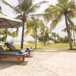 Sri Lanka Honeymoon Packages Anantaya Resort And Spa Passikuda Sun Loungers