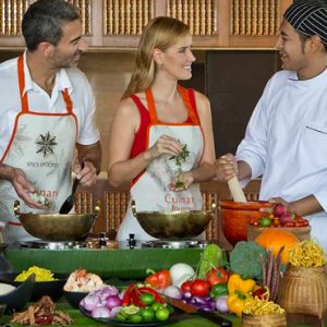 Thailand Honeymoon Packages Anantara Chiang Mai Dining 2