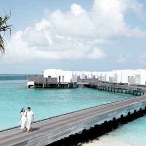 Maldives Honeymoon Packages Jumeirah Maldives Olhahali Island Couple On Water Villa Jetty