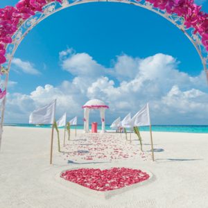 Maldives Honeymoon Packages Jumeirah Maldives Olhahali Island Wedding On Beach 1