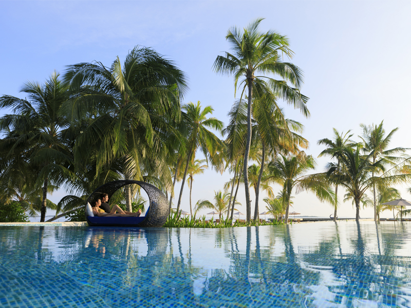 10 Reasons To Honeymoon At Dhigali Pool