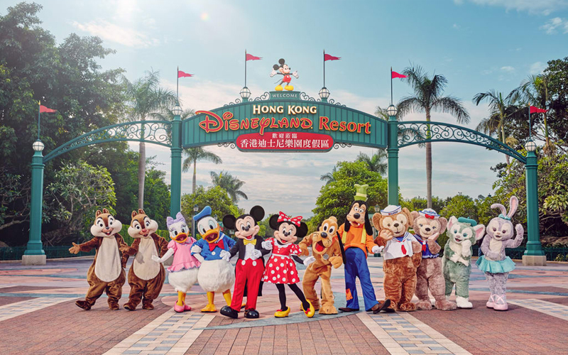 Things To Do In Hong Kong Spend The Day At Disneyland