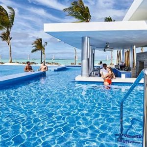 Maldives Honeymoon Packages Hotel Riu Atoll Maldives Sunshine Pool Bar