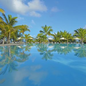 Mauritius Honeymoon Packages Victoria Beachcomber Resort And Spa Pool