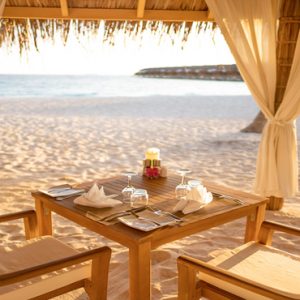 Maldives Honeymoon Packages Reethi Faru Resort Romantic Dining On Beach1