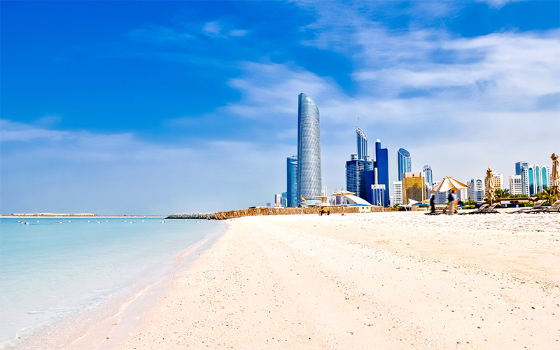 Top 10 Romantic Things To Do In Abu Dhabi Corniche Beach