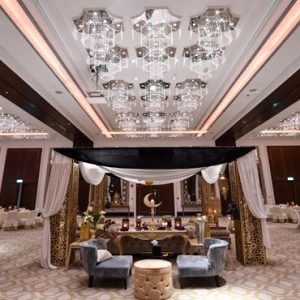 Dubai Honeymoon Packages Taj Dubai Wedding Dining Setup2