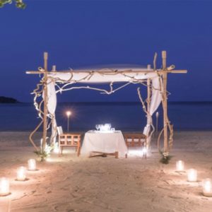 Thailand Honeymoon Packages SALA Samui Chaweng Beach Resort Dinner Under The Stars1