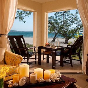 Jamaica Honeymoon Packages Sandals South Coast Honeymoon Romeo & Juliet Beachfront Walkout Club Level Suite1