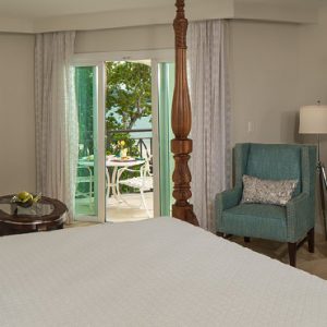 Jamaica Honeymoon Packages Sandals South Coast Italian Beachfront Club Level Honeymoon Suite W Tranquility Soaking Tub