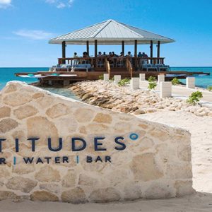 Jamaica Honeymoon Packages Sandals South Coast Latitude Bar2