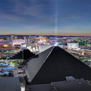 Las Vegas Honeymoon Packages Luxor Hotel & Casino Hotel Exterior