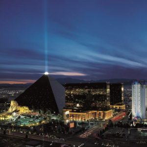 Las Vegas Honeymoon Packages Luxor Hotel & Casino Hotel Exterior1