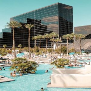 Las Vegas Honeymoon Packages Luxor Hotel & Casino Pool4