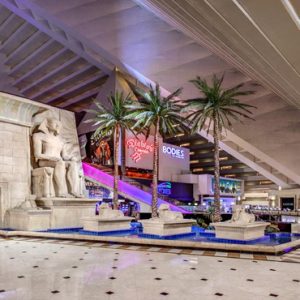 Las Vegas Honeymoon Packages Luxor Hotel & Casino Reception And Lobby Area1