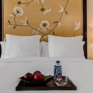 Los Angeles Honeymoon Packages Four Seasons Los Angeles Accessible Deluxe Room With Roll In Shower