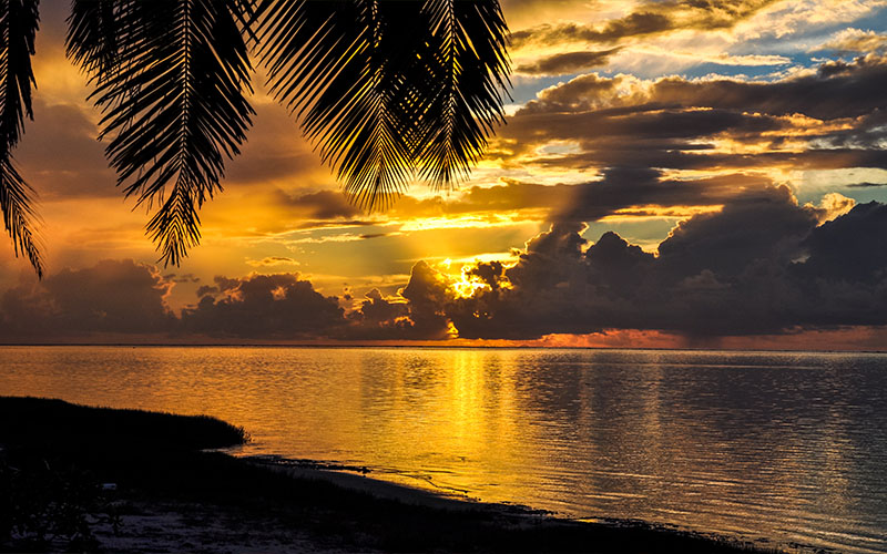 10 Reasons To Visit The Cook Islands Soul Stirring Sunsets 