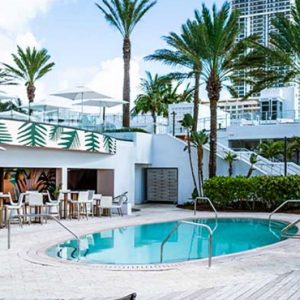 Luxury Miami Holiday Packages Eden Roc Miami Aquatica Bar Restraunt