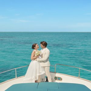 Maldives Honeymoon Packages Fairmont Maldives Sirru Fen Fushi Wedding2