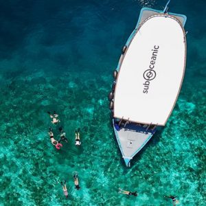 Maldives Honeymoon Packages Fairmont Maldives Sirru Fen Fushi Snorkelling