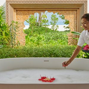 Maldives Honeymoon Packages Fairmont Maldives Sirru Fen Fushi Spa Bath