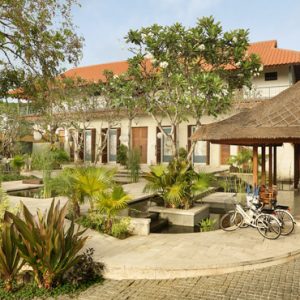 Bali Honeymoon Package Sudamala Suites & Villas Hotel Exterior Garden Area