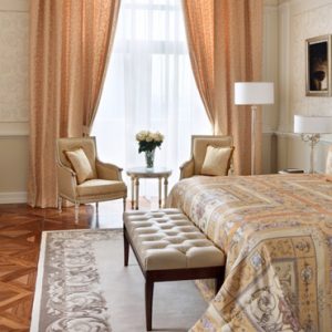 Dubai Honeymoon Packages Palazzo Versace Dubai Signature Suites Bedroom1