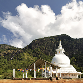 Sri Lanka Honeymoon Packages Adam's Peak In 1 Day Thumbnail1