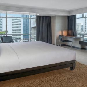 Thailand Honeymoon Packages DoubleTree By Hilton Bangkok Ploenchit King Superior Room Bedroom1