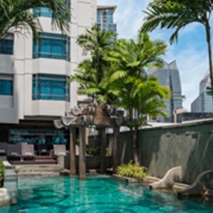 Thailand Honeymoon Packages DoubleTree By Hilton Bangkok Ploenchit Pool