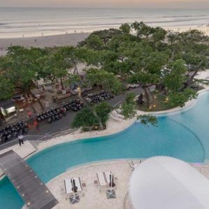 Bali Honeymoon Packages Double Six Luxury Hotel, Seminyak Lagoon Bar2