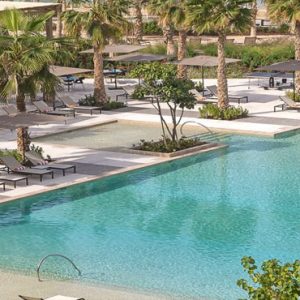 Dubai Honeymoon Packages Caesars Resort Bluewaters Dubai Pool2