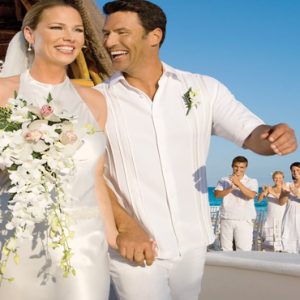 Mexico Honeymoon Packages Dreams Aventuras Riviera Maya Wedding Couple