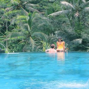 Bali Honeymoon Packages The Kayon Resort By Pramana Couple In Pool